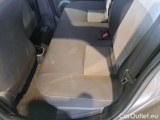  Toyota  Yaris TOYOTA  / 2017 / 5P / BERLINA 1.5 HYBRID BUSINESS #114