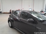  Toyota  Yaris TOYOTA  / 2020 / 5P / BERLINA HYBRID BUSINESS MY20 #47