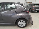  Toyota  Yaris TOYOTA  / 2020 / 5P / BERLINA HYBRID BUSINESS MY20 #77