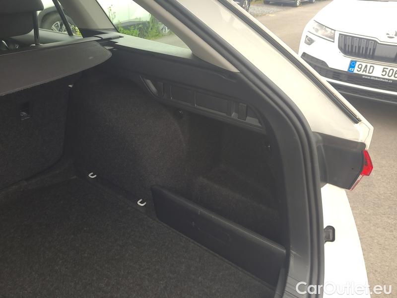  Skoda  Octavia  Combi (NX3)(2020) Oct.Combi 1.0TSI 81 Ambition #15