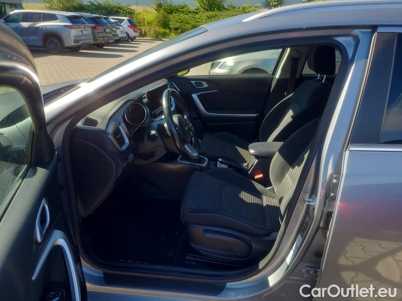  KIA  Cee'd Ceed  (CD) (2018->) Ceed SW 1.5 T-GDI 118 Top #6