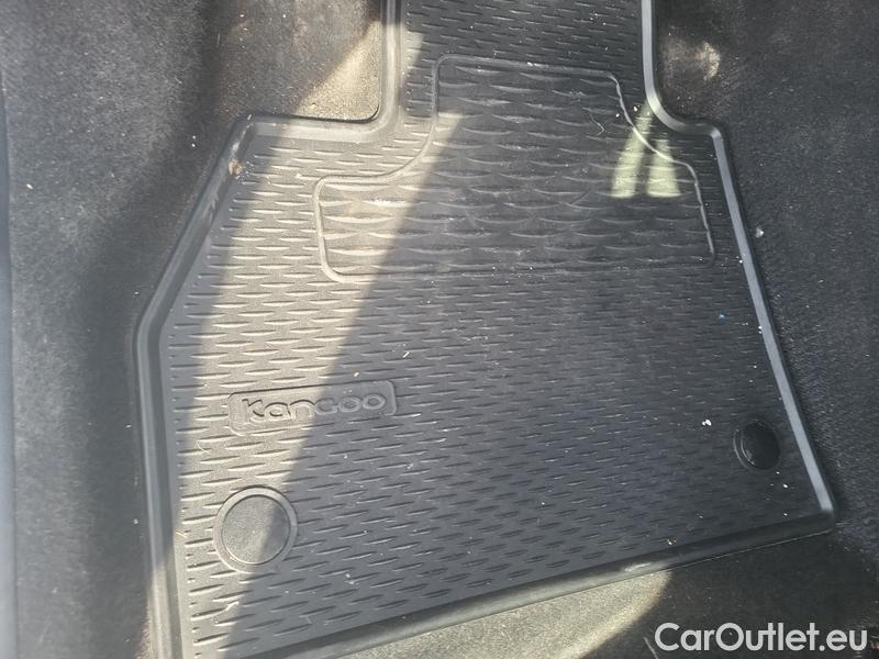  Renault  Kangoo  2 (2008)  1.5BdCi 95 Zen 5d #12