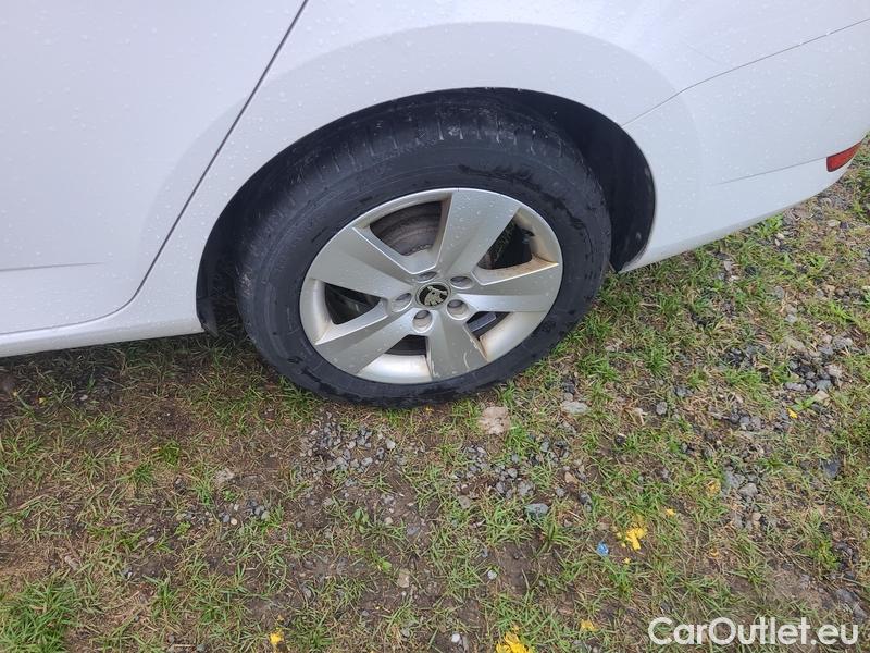  Skoda  Fabia  Combi (2015)  Com.1.0TSI 70 Ambition #4