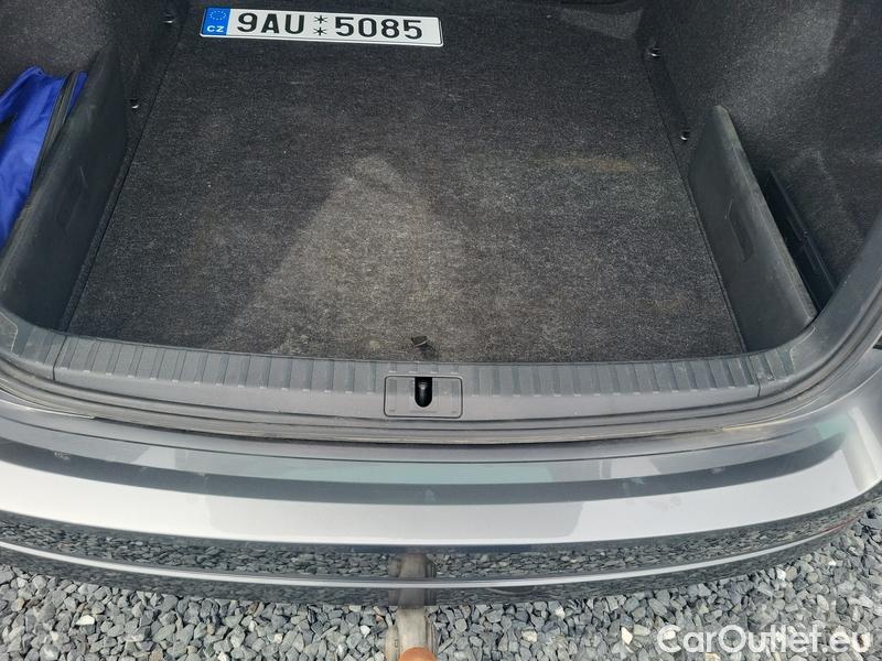 Skoda  Octavia  Combi (NX3)(2020) Oct.Com.1.5e-TEC 110 Style AT #9
