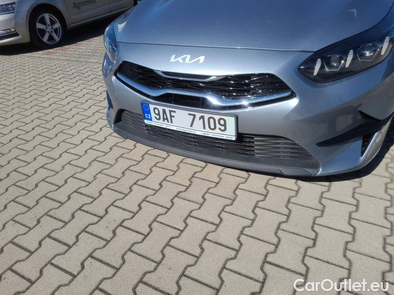  KIA  Cee'd Ceed  (CD) (2018->) Ceed SW 1.5 T-GDI 118 Top #2