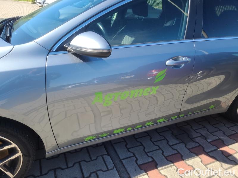  KIA  Cee'd Ceed  (CD) (2018->) Ceed SW 1.5 T-GDI 118 Top #3