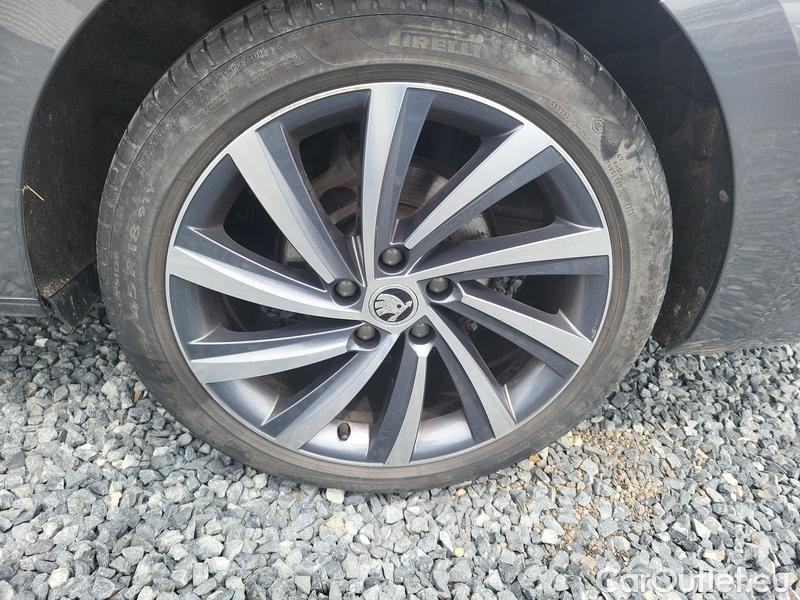  Skoda  Octavia  Combi (NX3)(2020) Oct.Com.1.5e-TEC 110 Style AT #8