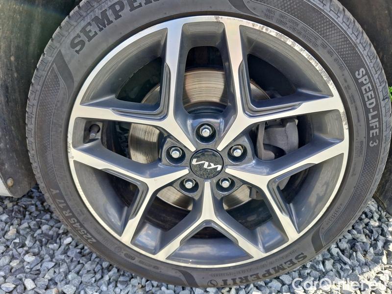  KIA  Cee'd Ceed  (CD) (2018->) Ceed SW 1.5 T-GDI 118 Top #27