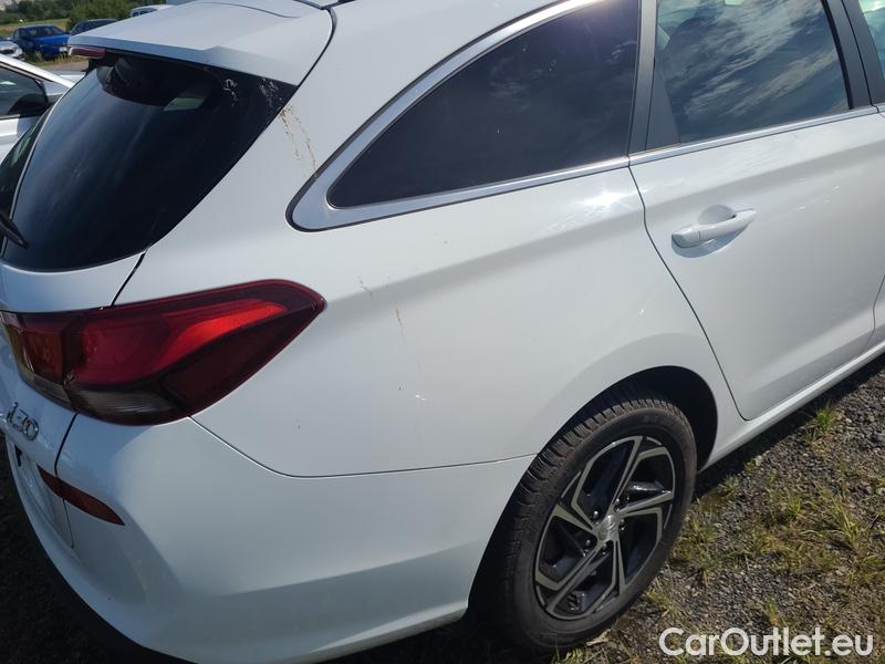  Hyundai  i30   cw (PD)(2017->)  kom.1.6CRDi 115 Smart #17
