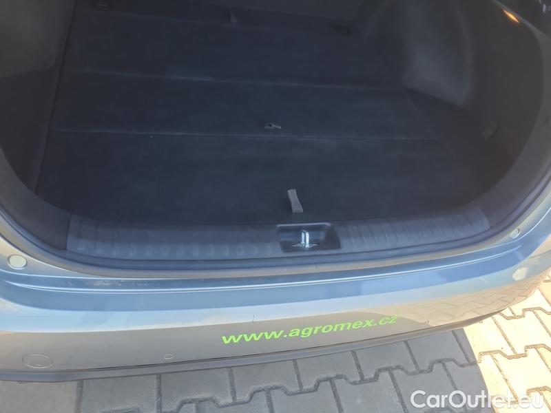  KIA  Cee'd Ceed  (CD) (2018->) Ceed SW 1.5 T-GDI 118 Top #10