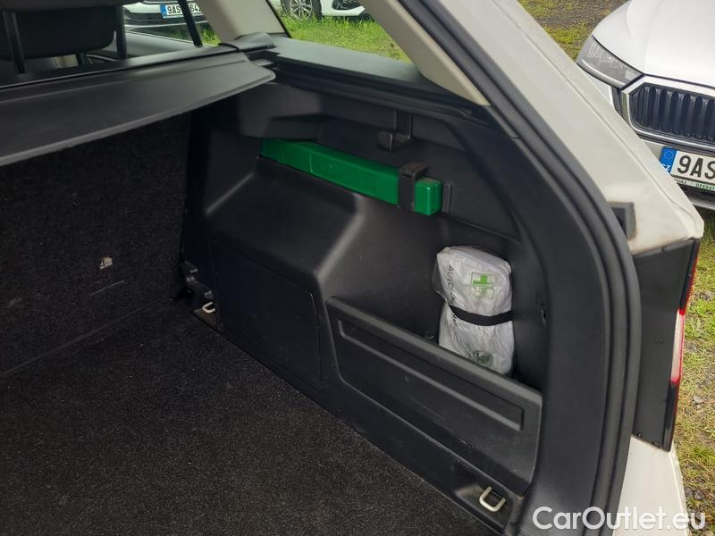  Skoda  Fabia  Combi (2015)  Com.1.0TSI 70 Ambition #8