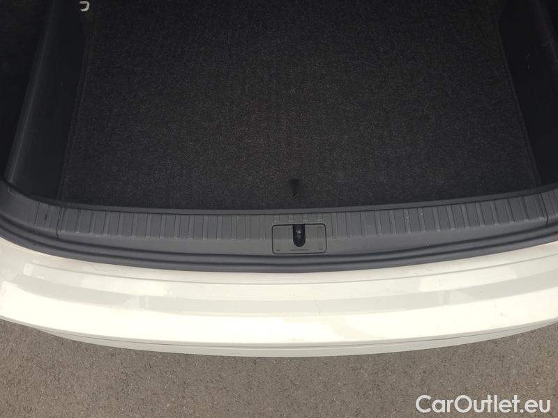  Skoda  Octavia  Combi (NX3)(2020) Oct.Combi 1.0TSI 81 Ambition #14