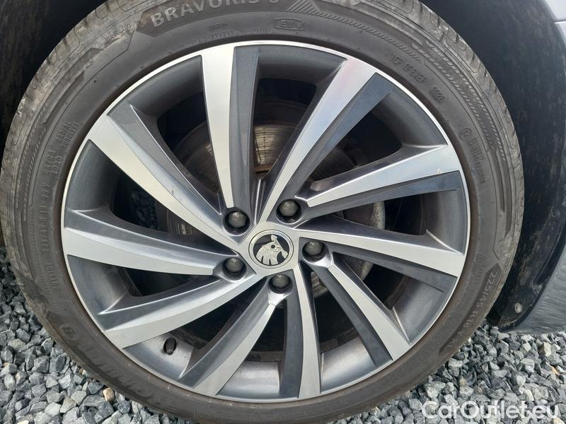  Skoda  Octavia  Combi (NX3)(2020) Oct.Com.1.5e-TEC 110 Style AT #13