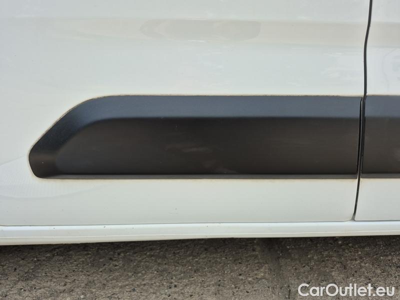  Peugeot  Partner   (2018) Par.1.5BHDI 100 L2 Act.4d #27