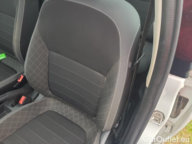  Skoda  Fabia  Combi (2015)  Com.1.0TSI 70 Ambition #14