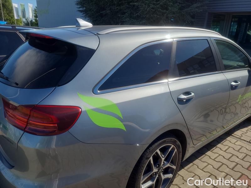  KIA  Cee'd Ceed  (CD) (2018->) Ceed SW 1.5 T-GDI 118 Top #18