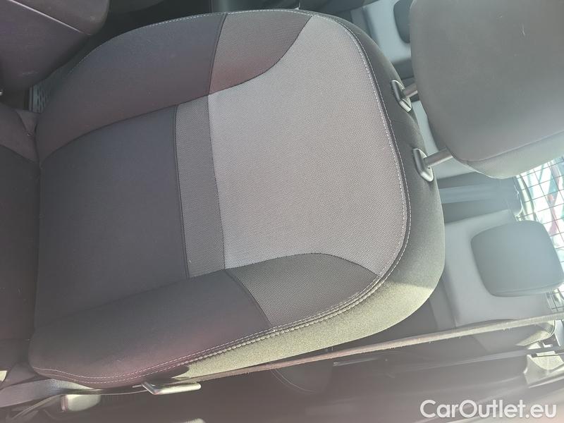  Renault  Kangoo  2 (2008)  1.5BdCi 95 Zen 5d #7