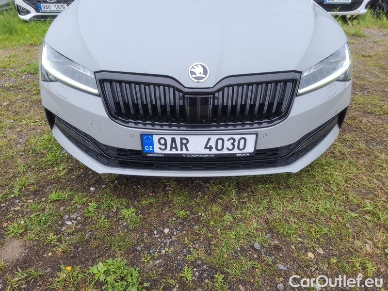  Skoda  Superb  Combi (3T5)(2010) Sup.C.FL2.0TDI 110 SLine AT #1