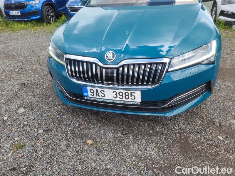  Skoda  Superb  2 (2008)  2.0TSI 206 L&K 4x4 AT #2