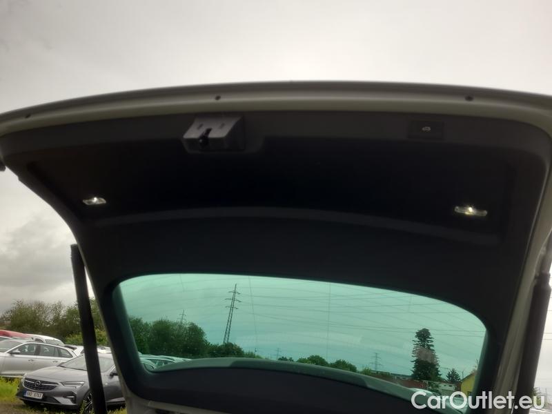  Skoda  Superb  Combi (3T5)(2010) Sup.C.FL2.0TDI 110 SLine AT #12