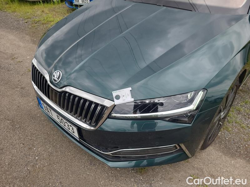  Skoda  Superb   2.0TSI 206 L&K 4x4 AT #13