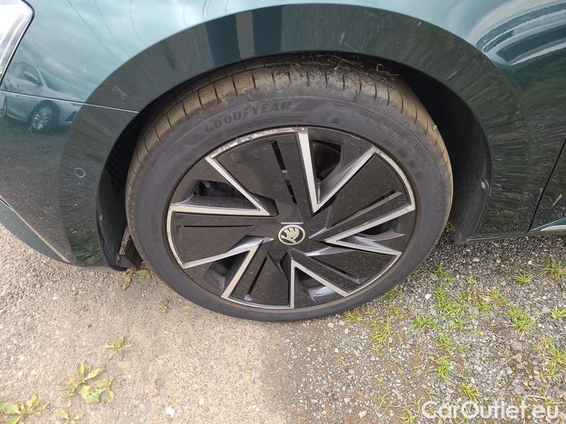  Skoda  Superb   2.0TSI 206 L&K 4x4 AT #3