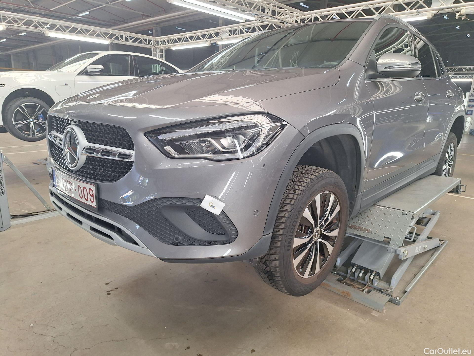  Mercedes  GLA Mercedes,  '20 PHEV, Mercedes-Benz   250e Business Solution 5d #17