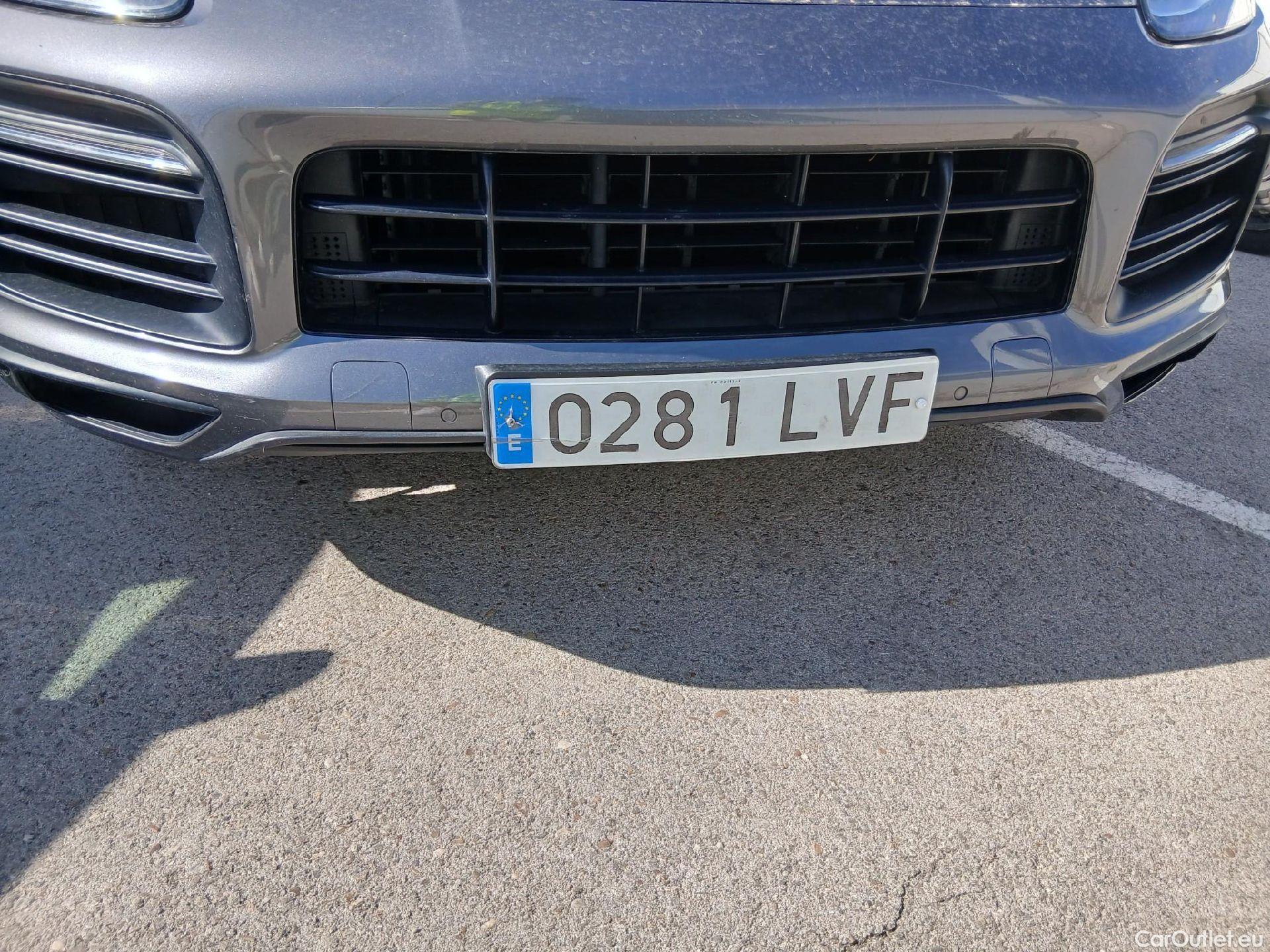  Porsche  Cayenne PORSCHE  / 2017 / 5P / todoterreno E-Hybrid #8