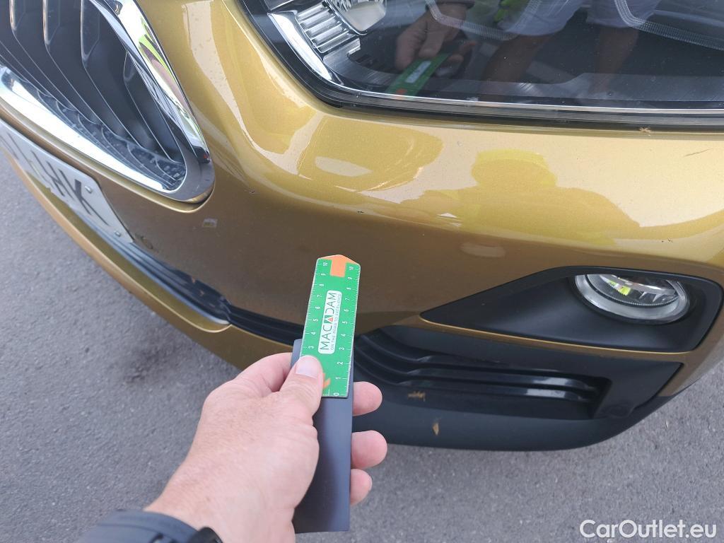  Bmw  X2 BMW  / 2017 / 5P / todoterreno sDrive18d #37