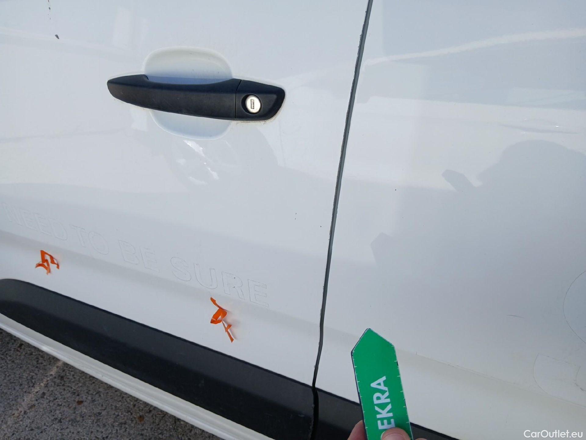  Citroen  Berlingo CITROEN  / 2018 / 3P / furgón derivado de turismo Talla M BlueHDi 100 CONTROL #13