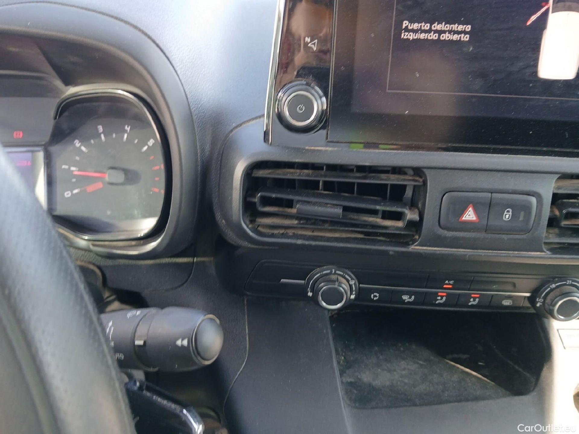 Citroen  Berlingo CITROEN  / 2018 / 3P / furgón derivado de turismo Talla M BlueHDi 100 CONTROL #2