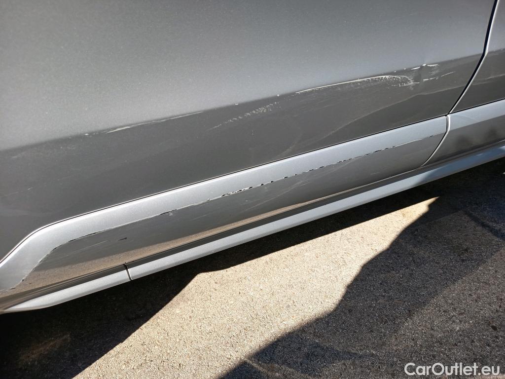  Volvo  XC90 VOLVO  / 2019 / 5P / todoterreno 2.0 B5 D AWD R-Design Auto (AC2) #43