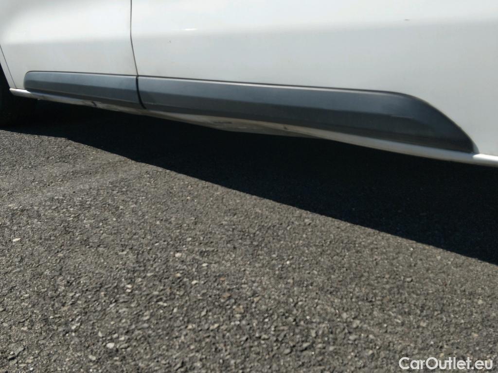  Toyota  Proace TOYOTA  / 2016 / 4P / furgón FU. MEDIO (L1) 2.0D 90kW COMFORT CARGA + #10