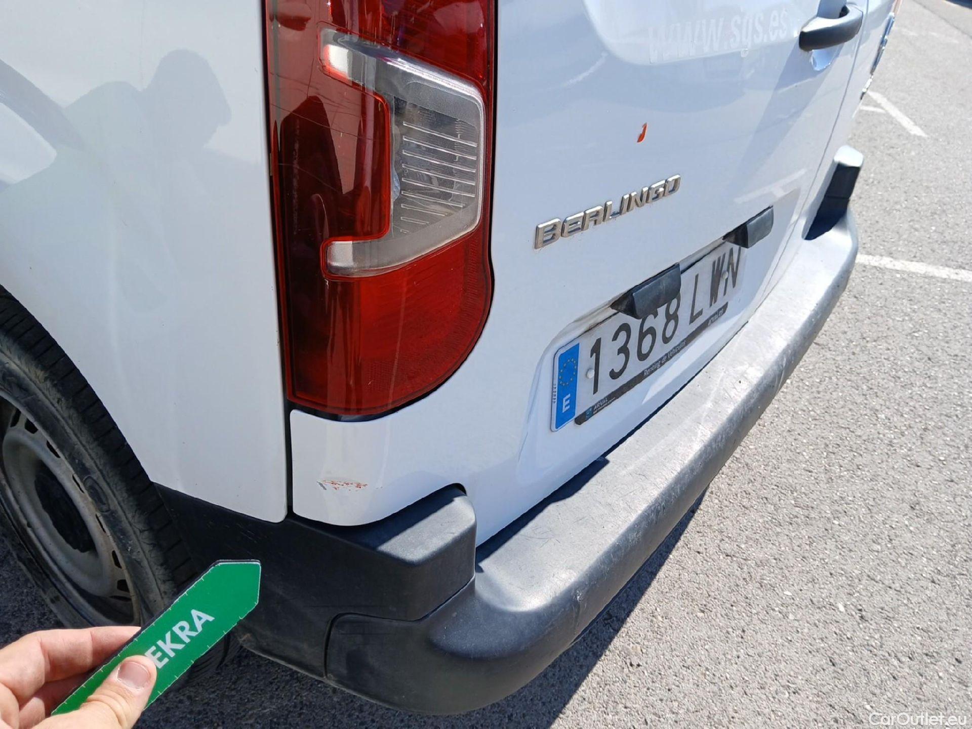  Citroen  Berlingo CITROEN  / 2018 / 3P / furgón derivado de turismo Talla M BlueHDi 100 CONTROL #20
