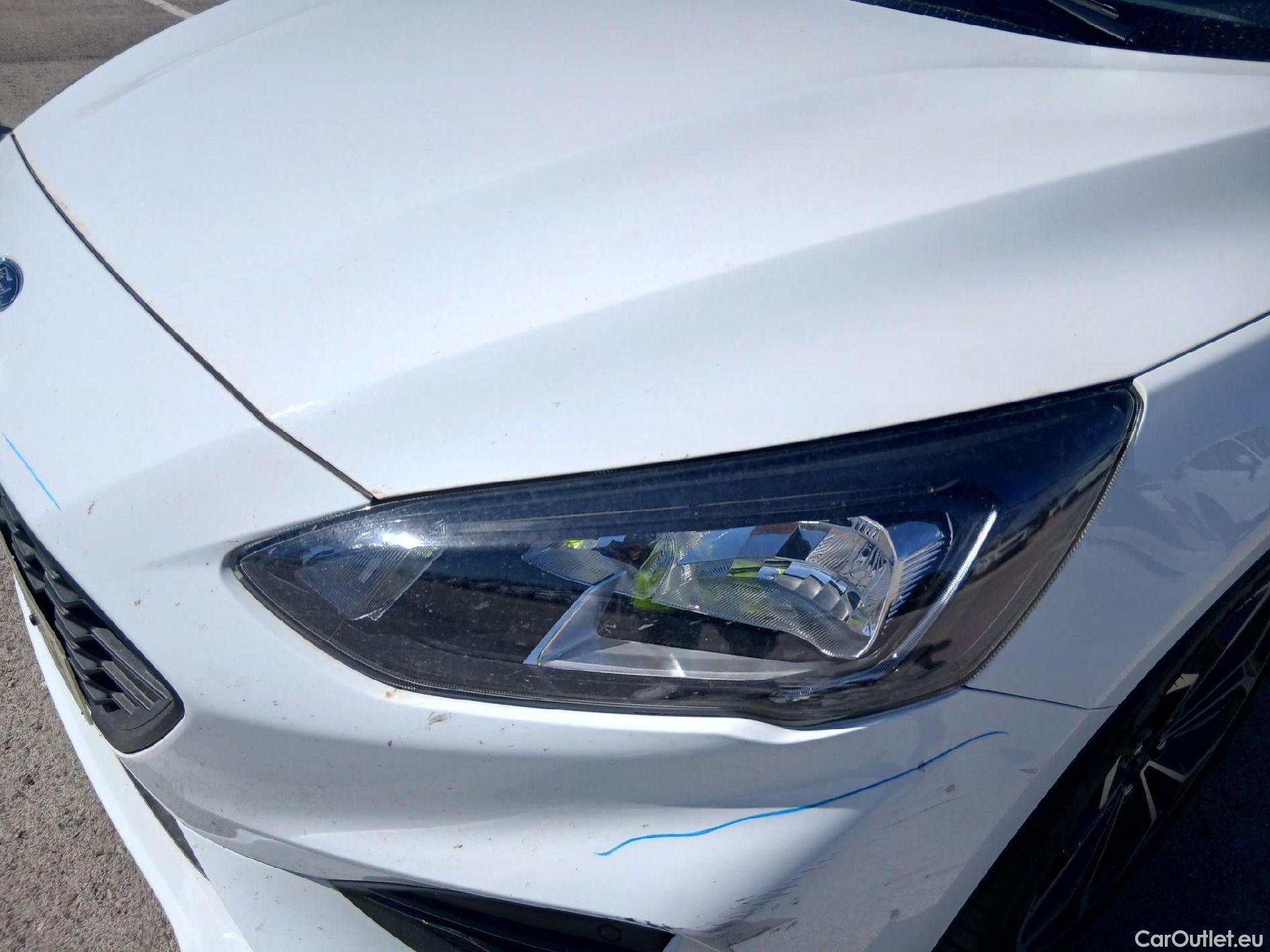  Ford  Focus FORD  / 2018 / 5P / berlina con portón 1.0 Ecoboost MHEV 92kW ST-Line #7