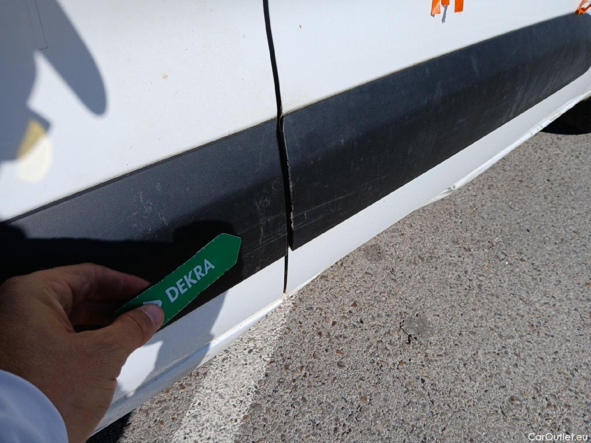  Citroen  Berlingo CITROEN  / 2018 / 3P / furgón derivado de turismo Talla M BlueHDi 100 CONTROL #36