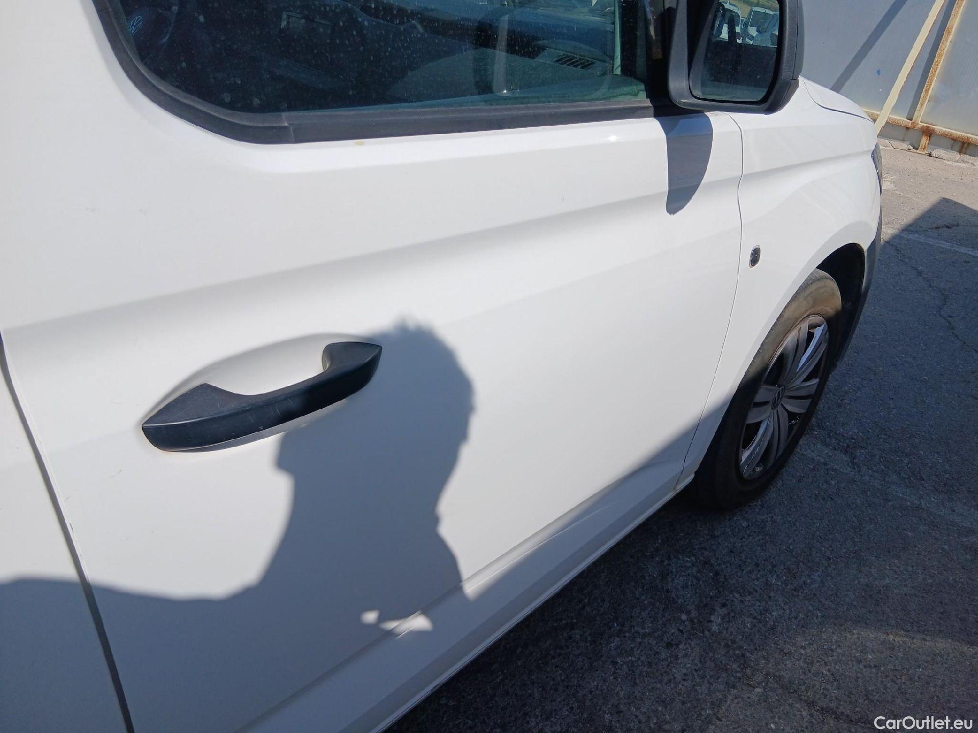  Volkswagen  Caddy VOLKSWAGEN  Kombi 2.0 TDI 75kW (102CV) (CX) #22