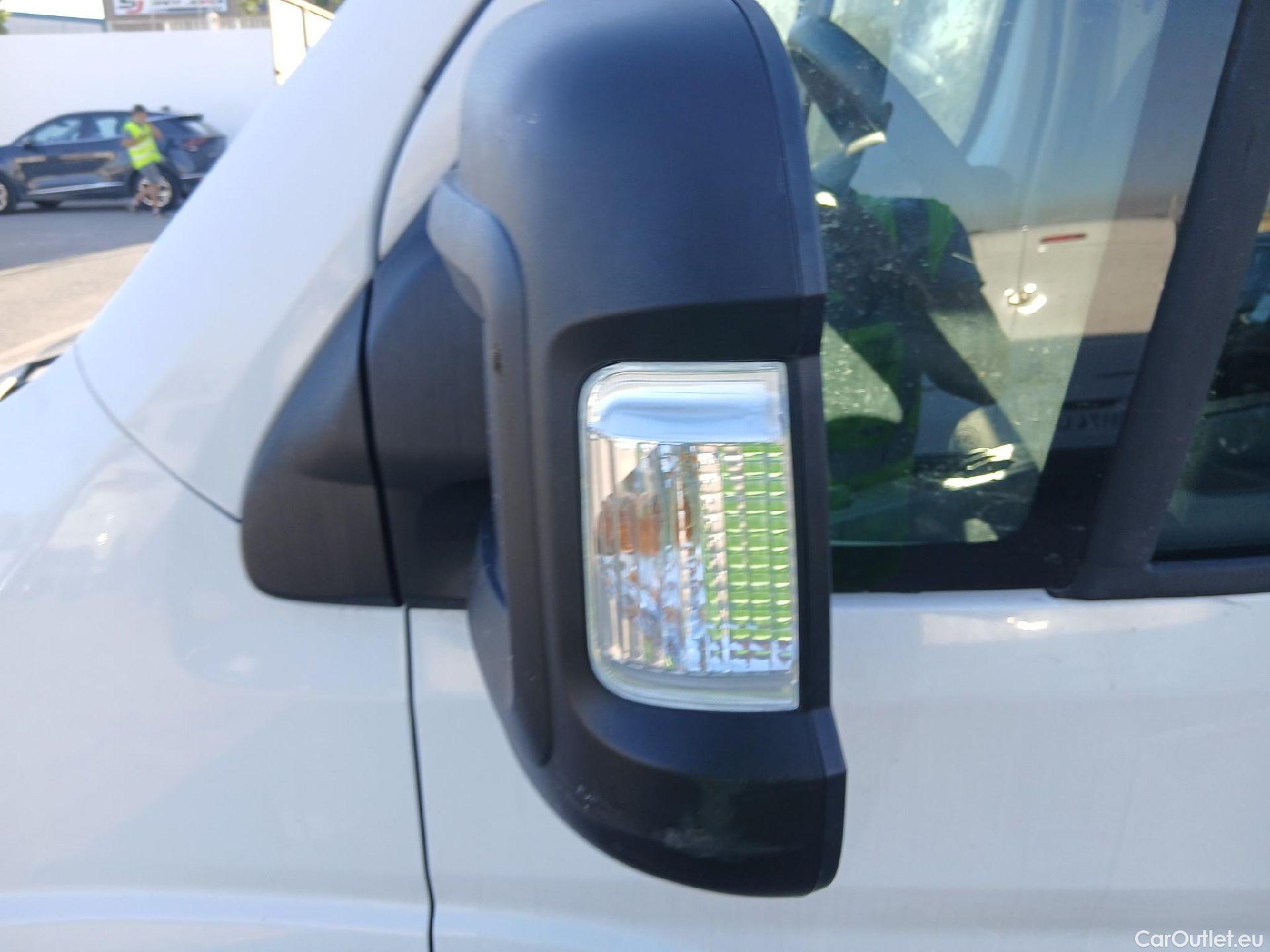  Fiat  Ducato FIAT  / 2014 / 4P / furgón 35 L2H2 Multijet (103kW) #7