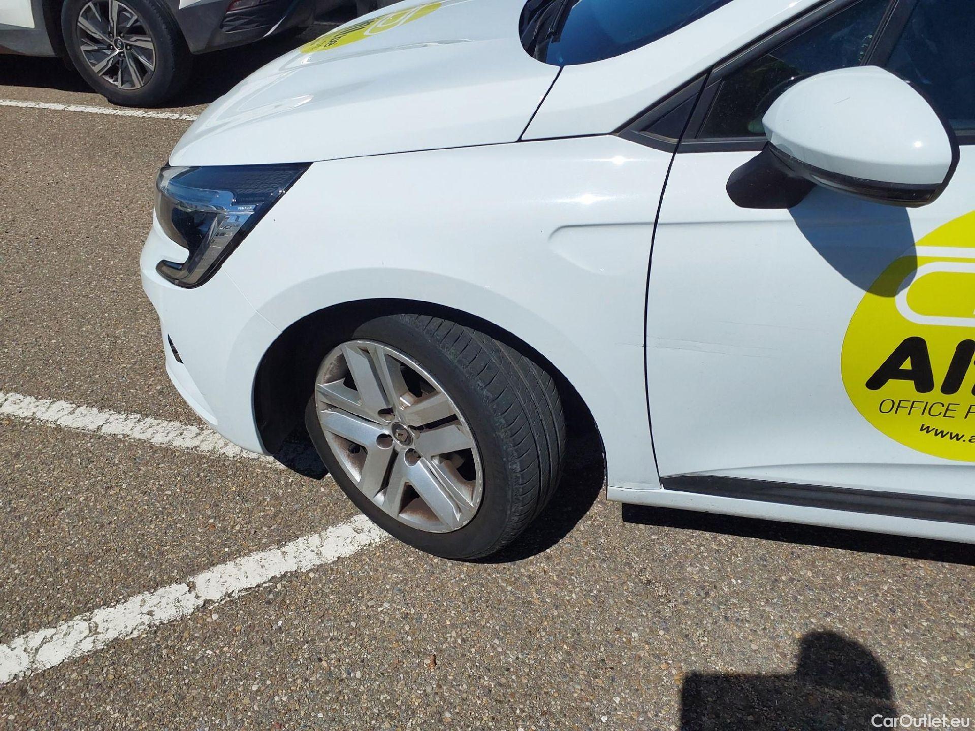  Renault  Clio RENAULT  / 2019 / 5P / berlina con portón Intens TCe 67 kW (91CV) (AC) #4