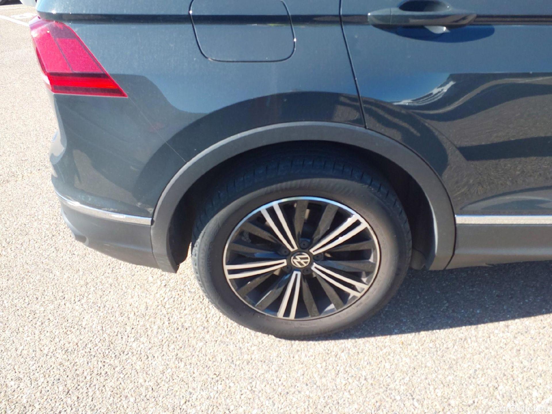  Volkswagen  Tiguan VOLKSWAGEN  / 2020 / 5P / todoterreno Life 2.0 TDI 110kW (150CV) DSG #34