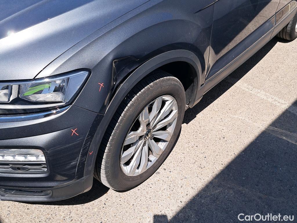  Volkswagen  T-ROC VOLKSWAGEN  / 2017 / 5P / todoterreno Advance 1.5 TSI 110kW (150CV) #17