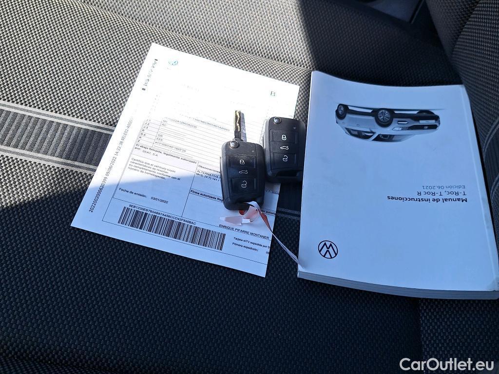  Volkswagen  T-ROC VOLKSWAGEN  / 2017 / 5P / todoterreno Advance 1.5 TSI 110kW (150CV) #12