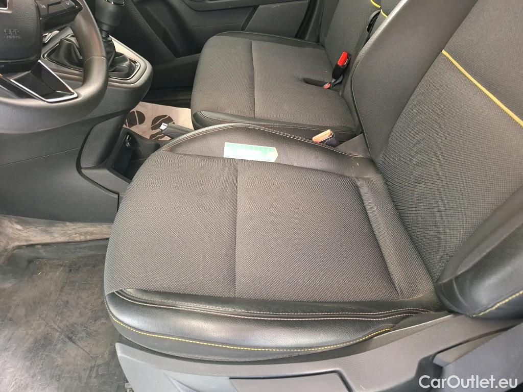  Renault  Kangoo RENAULT  / 2021 / 4P / Fourgonnette EXTRA - BLUE DCI 115 #12