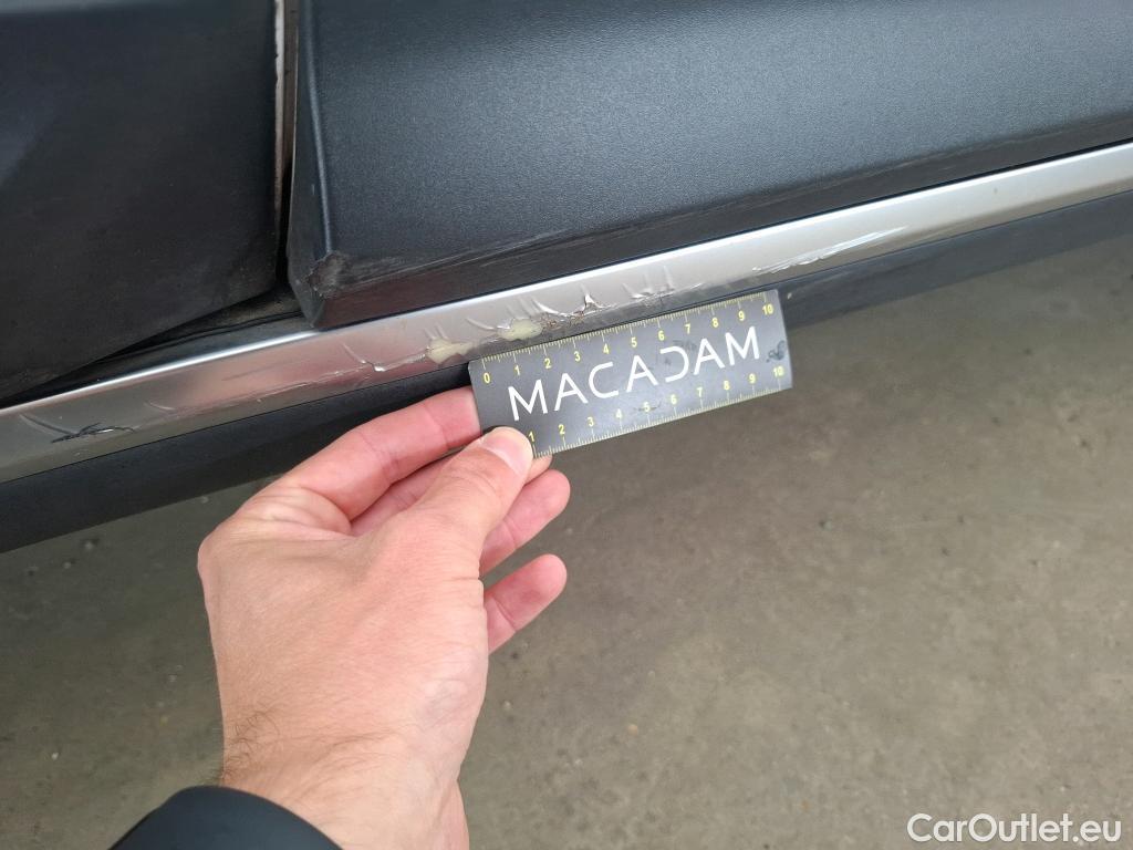  KIA  XCeed KIA  2019 5P Crossover 16 GDI ISG ISG PHEV ACTIVE BUS DCT6 #7