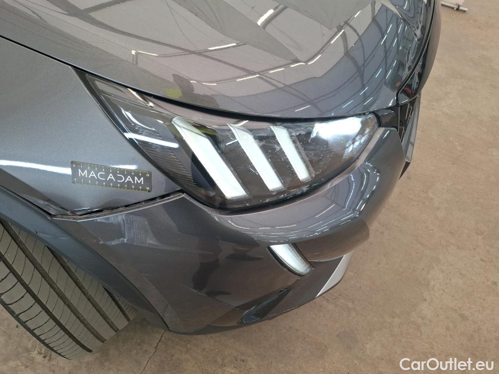  Peugeot  2008 PEUGEOT  / 2019 / 5P / Crossover PureTech 130 S&S EAT8 GT PACK #46