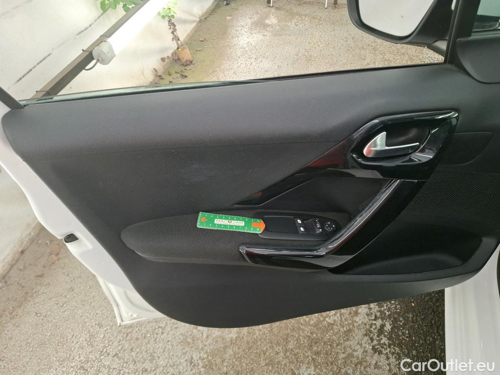  Peugeot  208  Active Business 1.2 80CV BVM5 E6dT #9