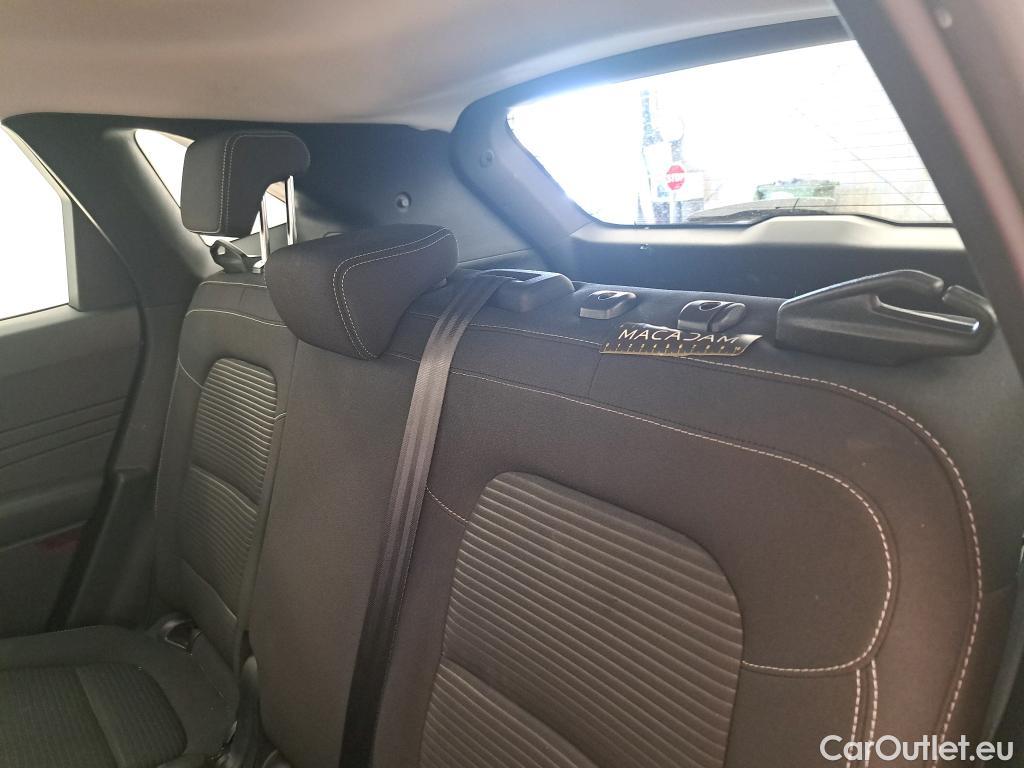  Ford  Kuga FORD  / 2019 / 5P / SUV 2.5 Dur 225 hybrid PHEV Pshift Titanium #8