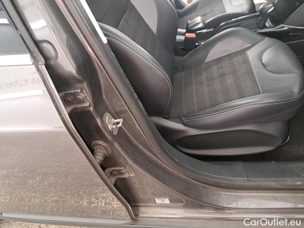  Peugeot  2008  Allure Business 1.2 PureTech 110CV BVA6 E6 #29