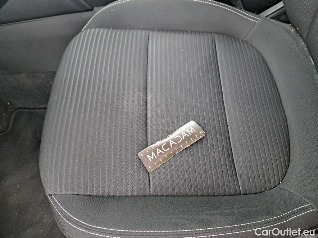  Ford  Kuga FORD  / 2019 / 5P / SUV 2.5 Dur 225 hybrid PHEV Pshift Titanium #11