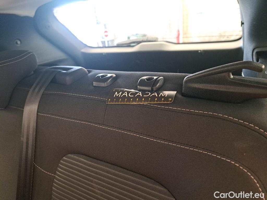  Ford  Kuga FORD  / 2019 / 5P / SUV 2.5 Dur 225 hybrid PHEV Pshift Titanium #9